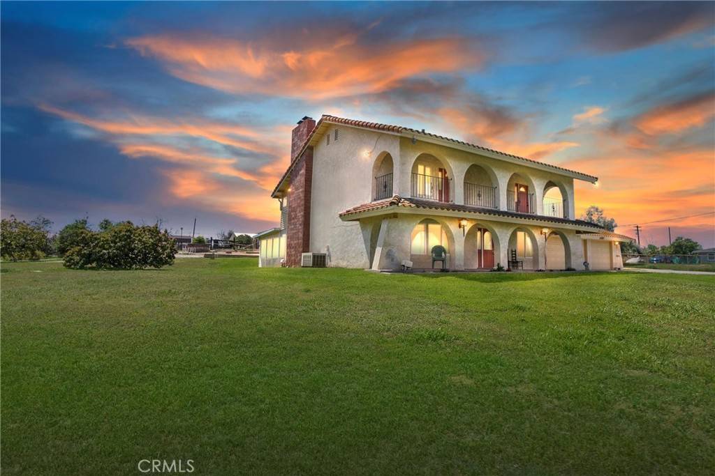 Riverside, CA 92504,17303 Iris AVE