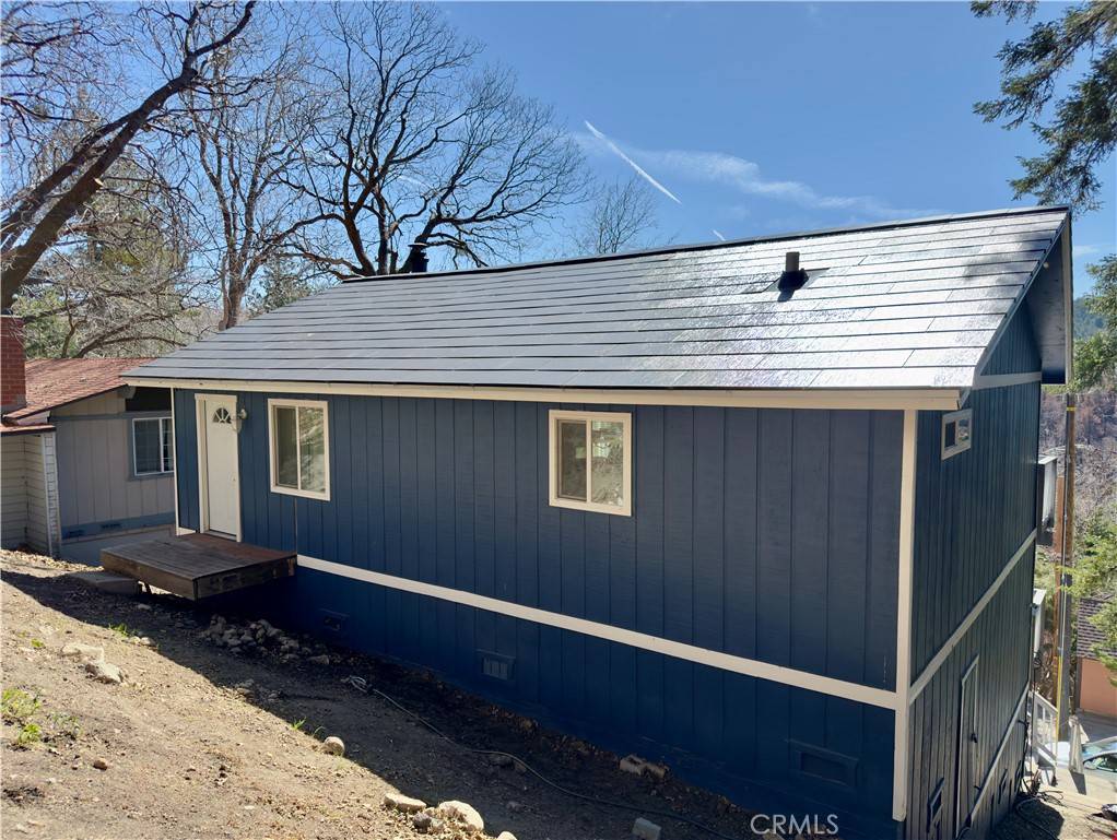 Running Springs, CA 92382,31930 Pine Cone DR