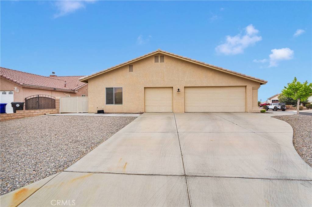Helendale, CA 92342,15258 Wildflower LN