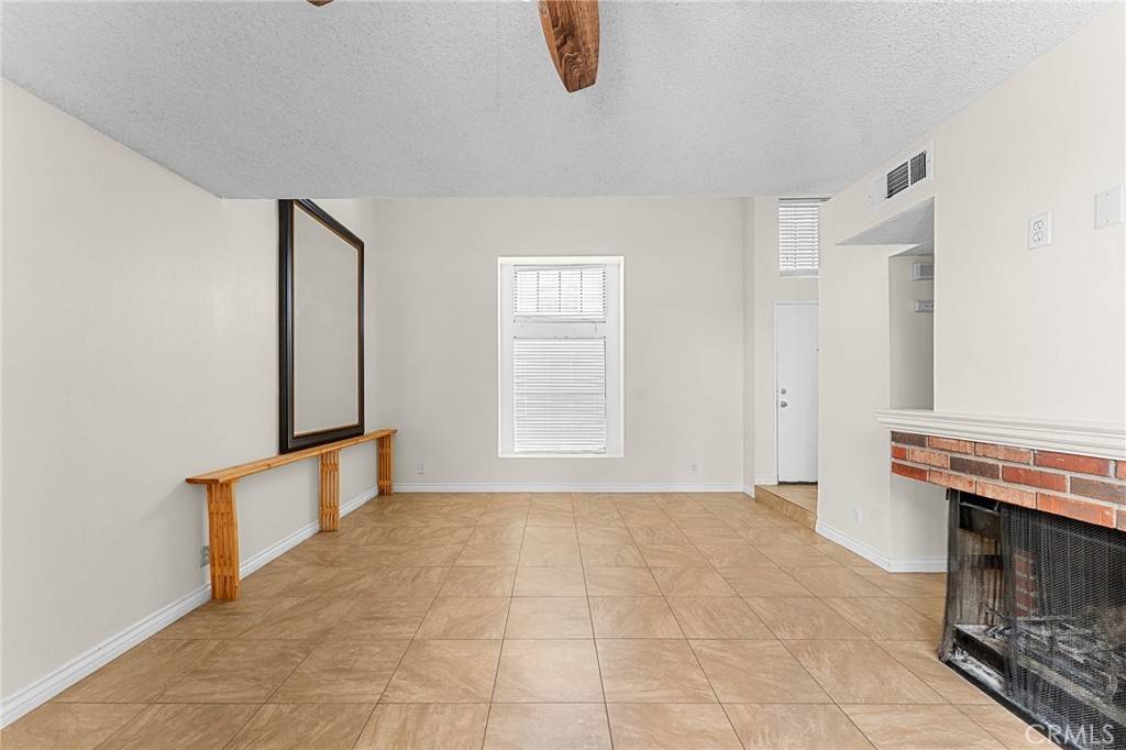 San Bernardino, CA 92404,1974 E Lynwood DR #3E
