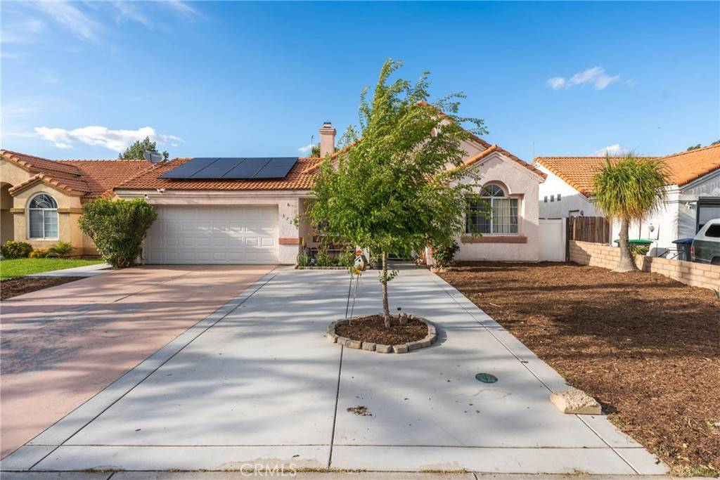 Perris, CA 92571,672 Periwinkle LN