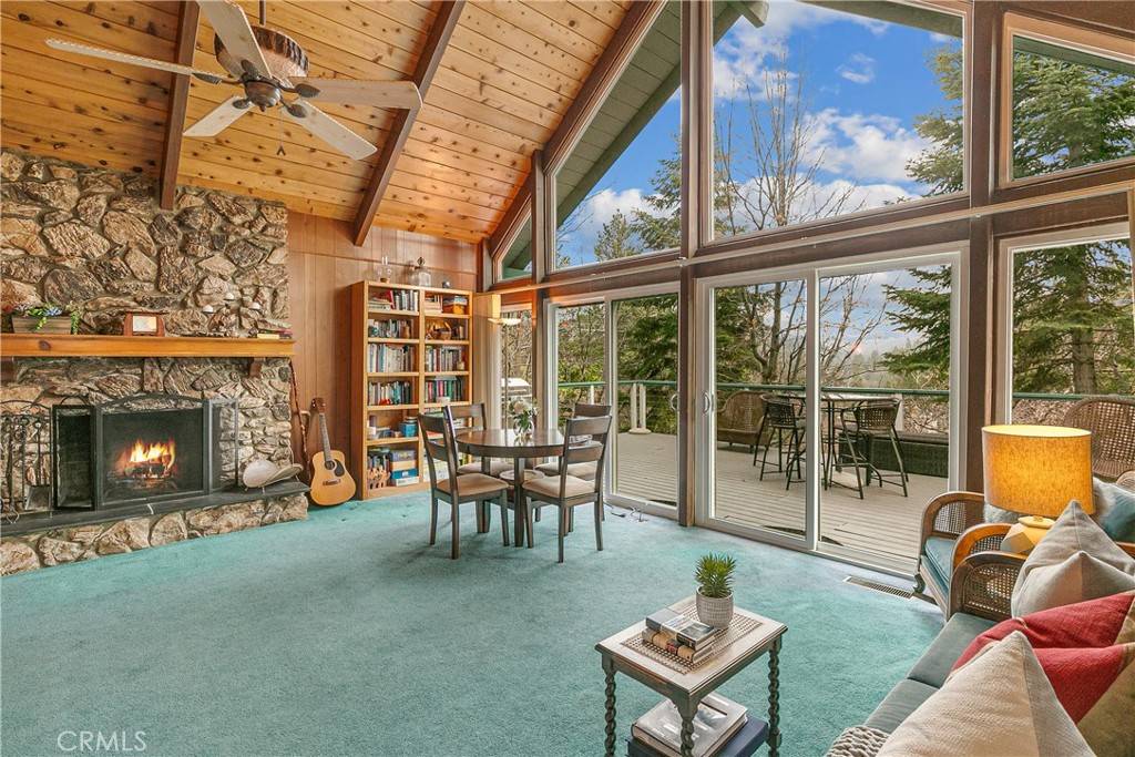 Lake Arrowhead, CA 92352,308 Annandale DR