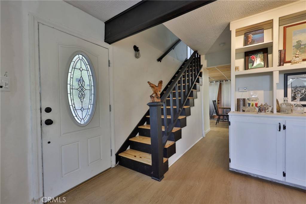 Crestline, CA 92325,23677 Crest Forest DR