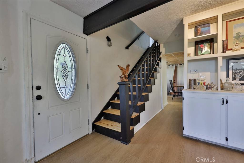Crestline, CA 92325,23677 Crest Forest DR