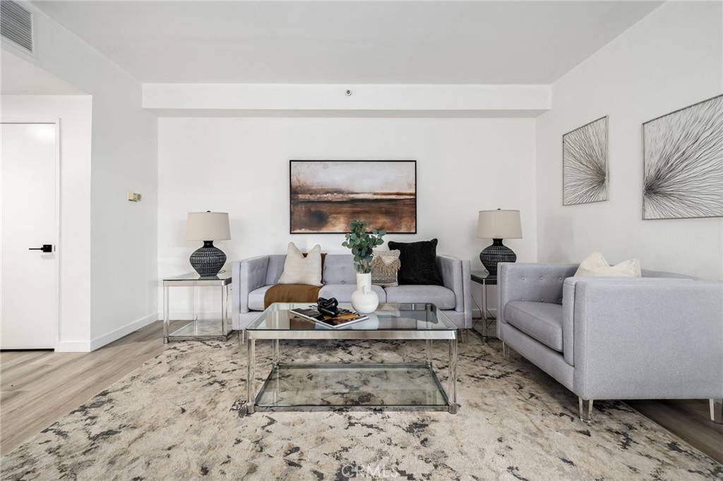 Palm Springs, CA 92262,255 S Avenida Caballeros #106
