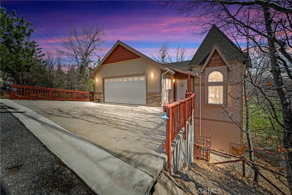 Lake Arrowhead, CA 92352,28136 North Bay RD