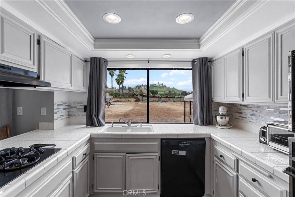 Jurupa Valley, CA 92509,8494 56th ST