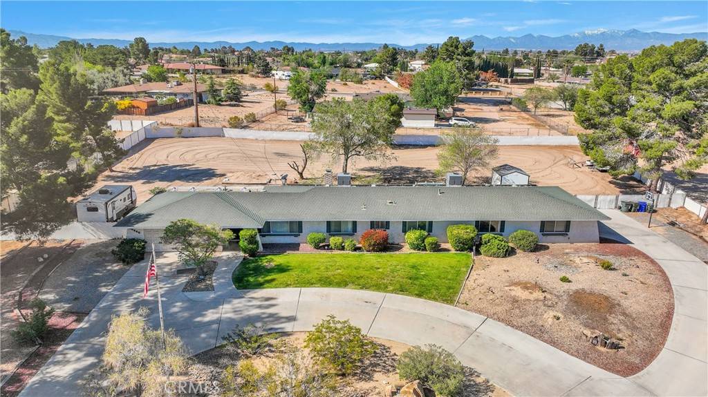 Apple Valley, CA 92307,19445 Yanan RD