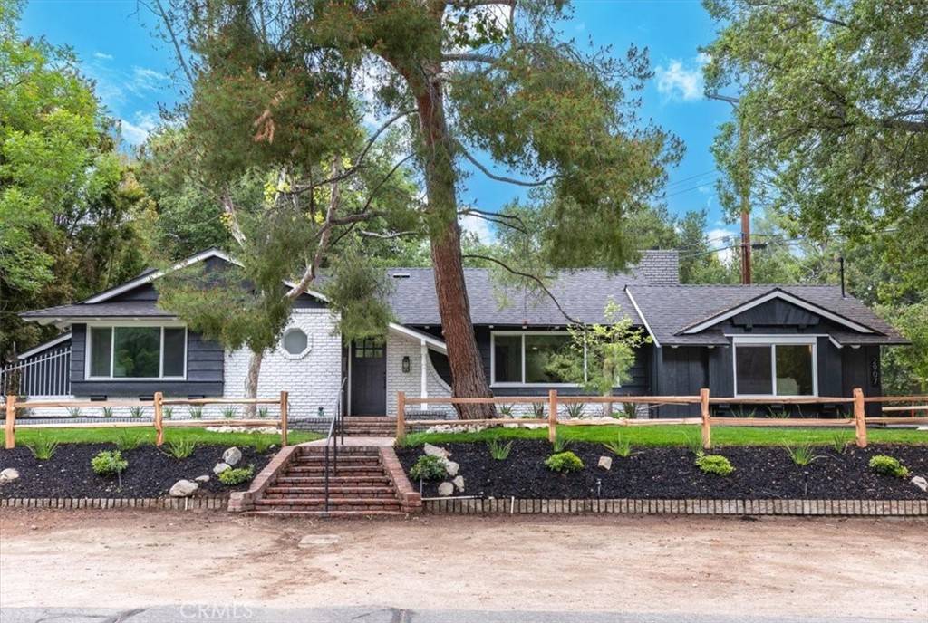 La Crescenta, CA 91214,2907 Oakendale PL