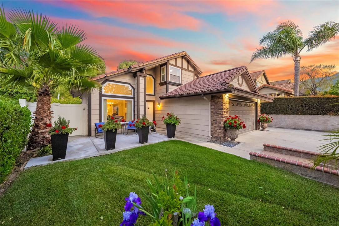 Corona, CA 92882,1043 Smoketree Drive