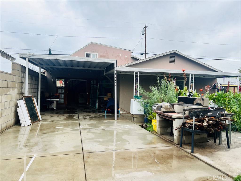 San Bernardino, CA 92404,6976 Fairfax DR