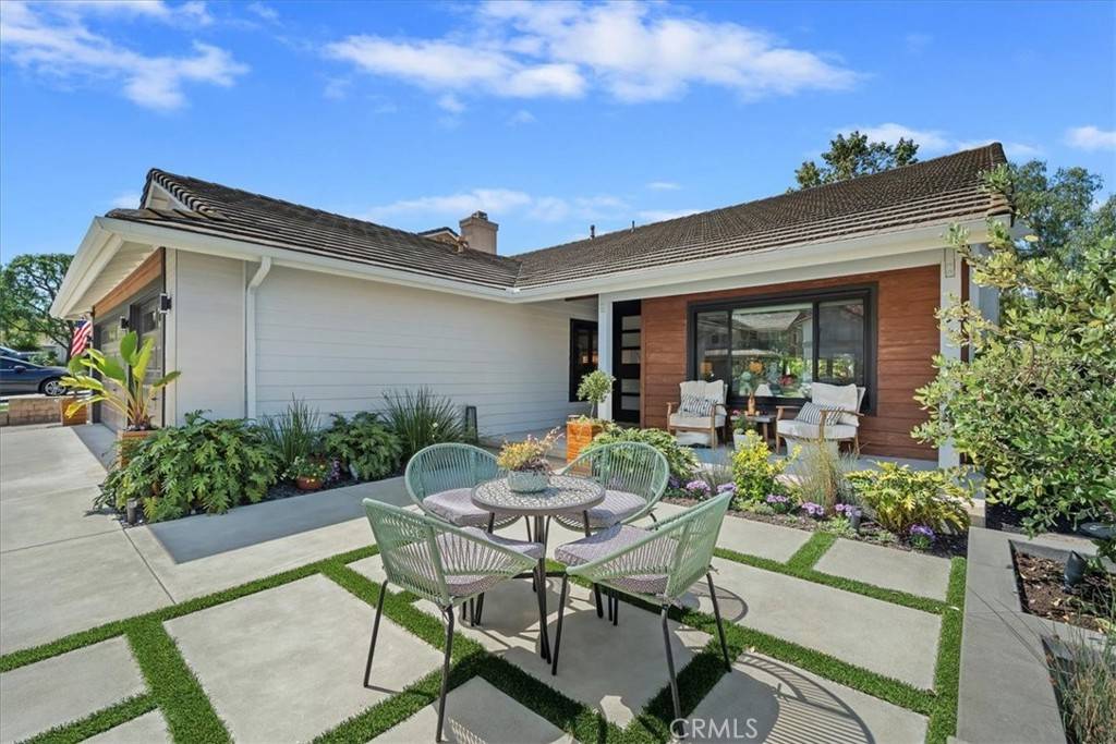 Fullerton, CA 92835,2873 Longspur DR