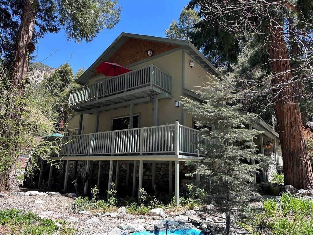 Forest Falls, CA 92339,41379 Rainbow LN