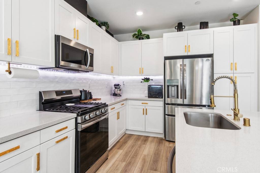 Ontario, CA 91761,3630 E Peckham Paseo #4