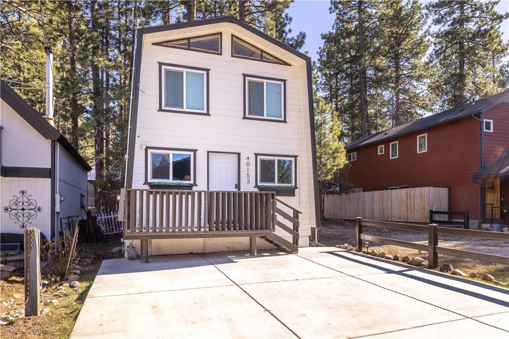 Big Bear Lake, CA 92315,40153 Mahanoy LN