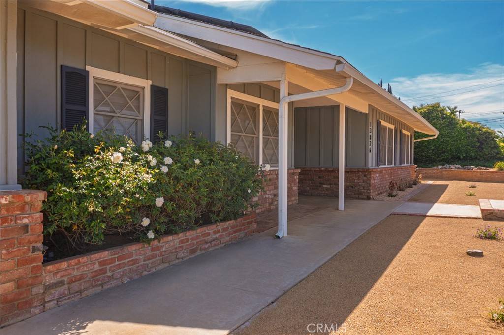 Redlands, CA 92373,13026 Burns LN