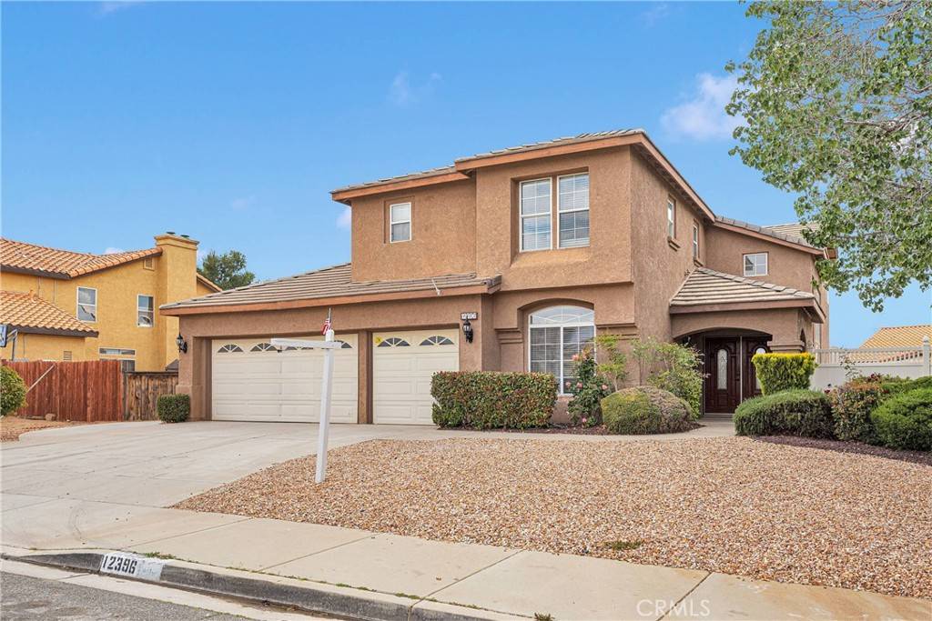Victorville, CA 92392,12396 Santiago DR
