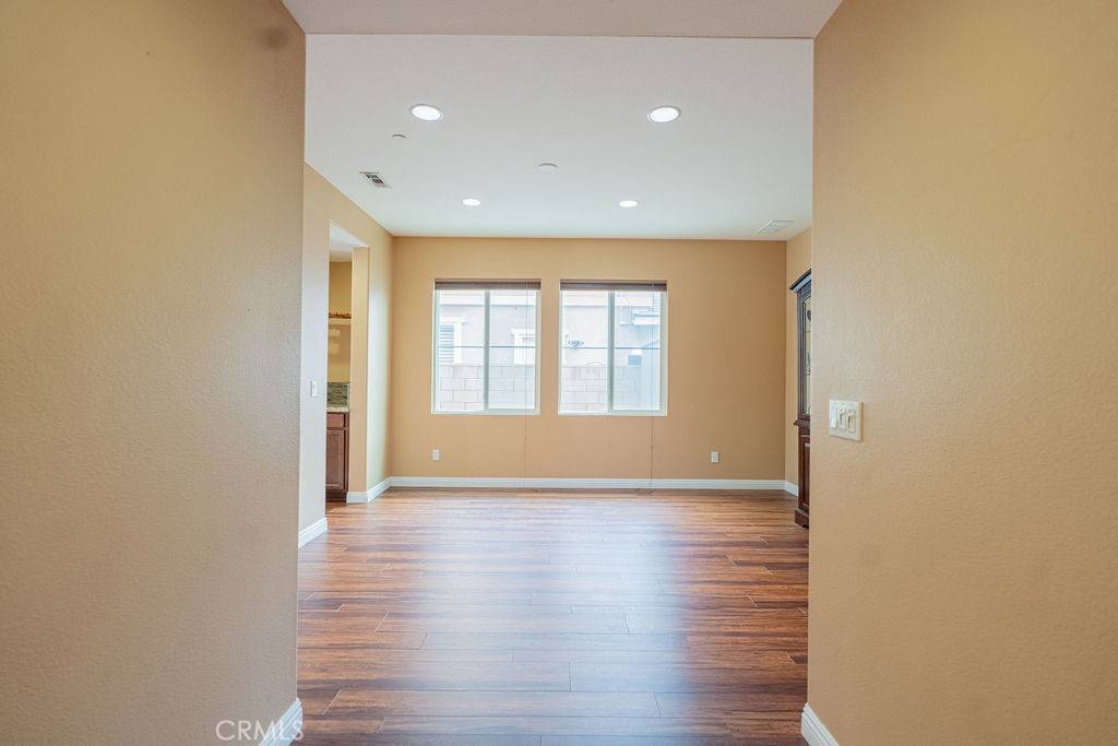 16266 Carmine ST Fontana, CA 92336