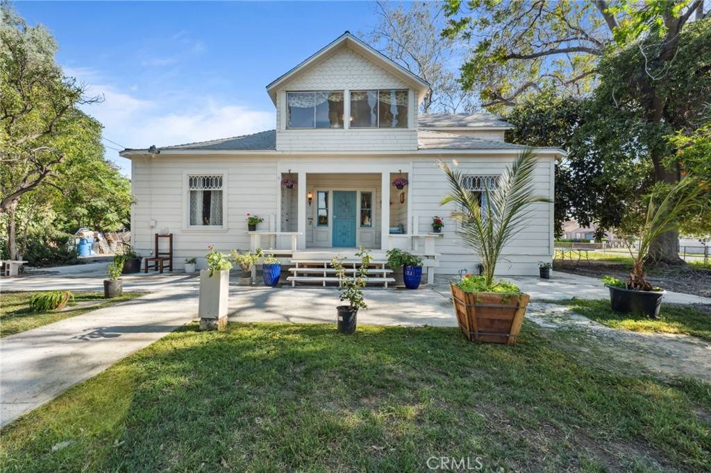Pomona, CA 91766,318 E 11th ST