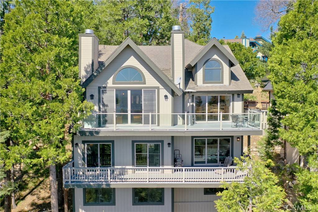 Lake Arrowhead, CA 92352,432 Grizzly RD
