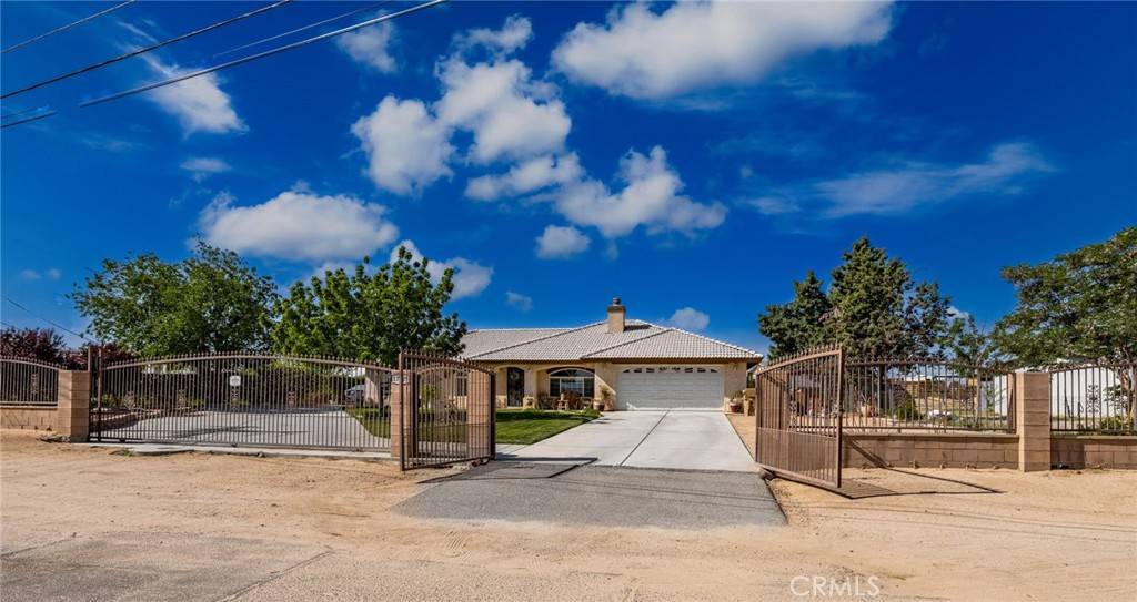 Hesperia, CA 92345,17489 Capri ST