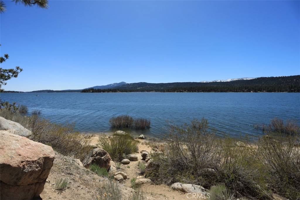 Fawnskin, CA 92333,304 Big Bear TRL