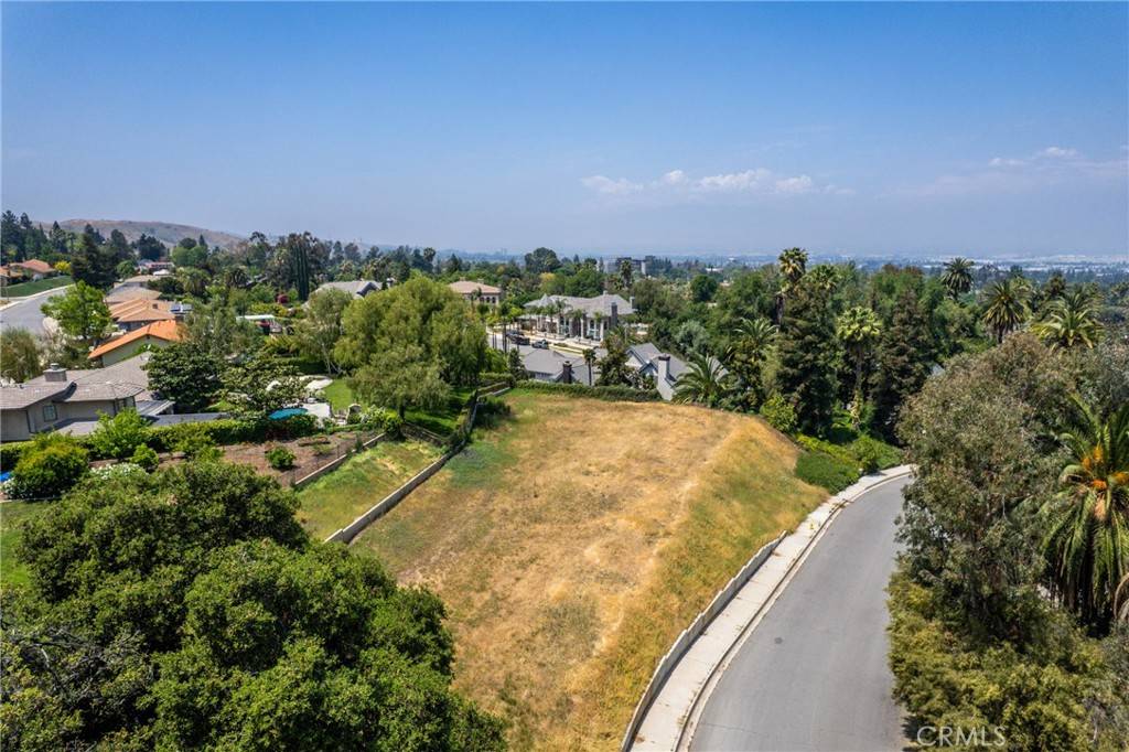 Redlands, CA 92373,0 Sunnyside AVE
