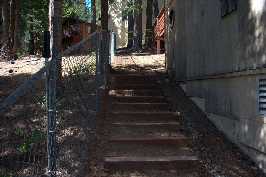 Twin Peaks, CA 92391,26241 Boulder LN