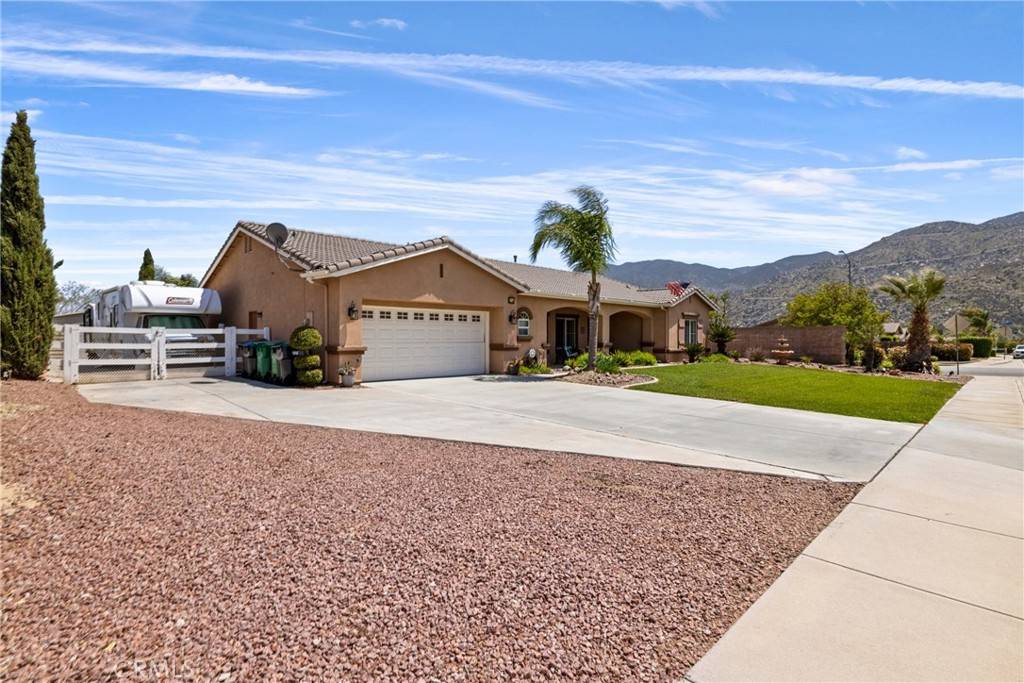 Banning, CA 92220,997 Driftwood Circle