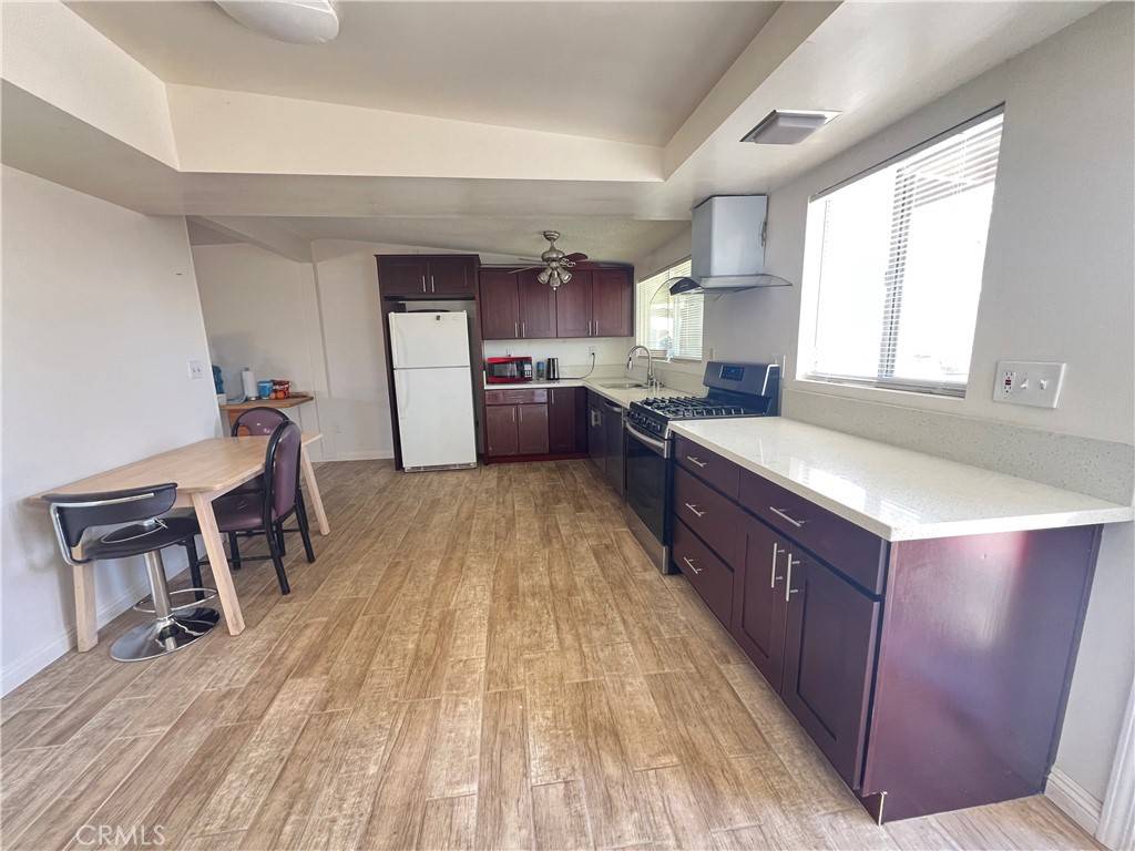 Yucca Valley, CA 92284,7432 Victoria AVE #A