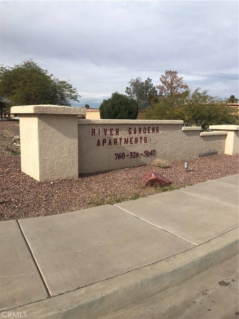 Needles, CA 92363,1970 Clary DR #712