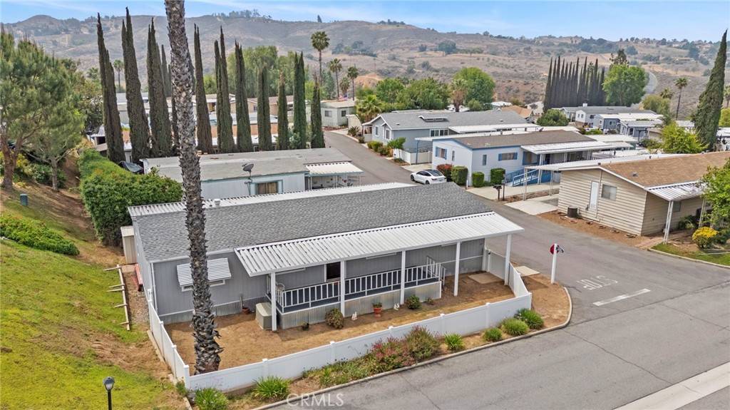 Riverside, CA 92504,15181 Van Buren BLVD #64