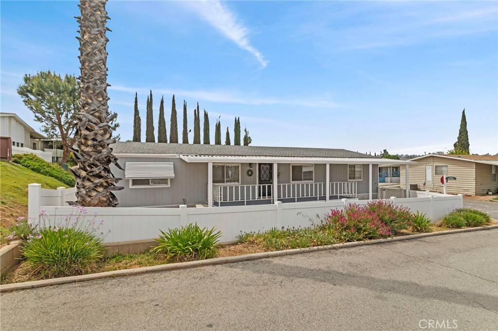 Riverside, CA 92504,15181 Van Buren BLVD #64