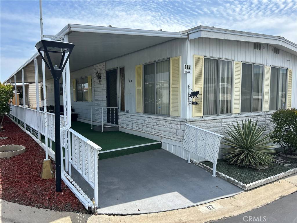 Yucaipa, CA 92399,35218 Fir ST #117
