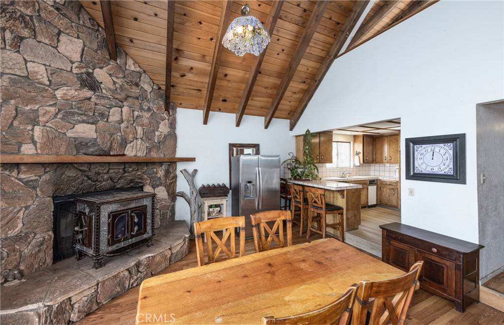 1411 Sequoia DR Lake Arrowhead, CA 92352