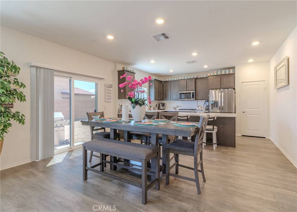 15451 San Francisco LN Victorville, CA 92394