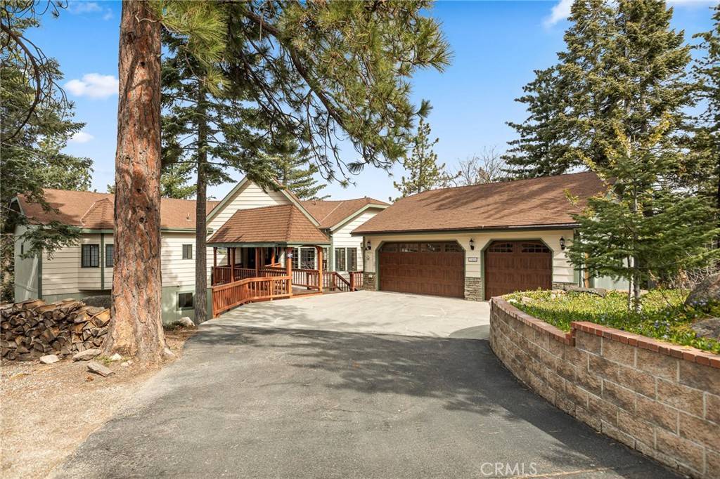 Running Springs, CA 92382,32424 Snowshoe LN
