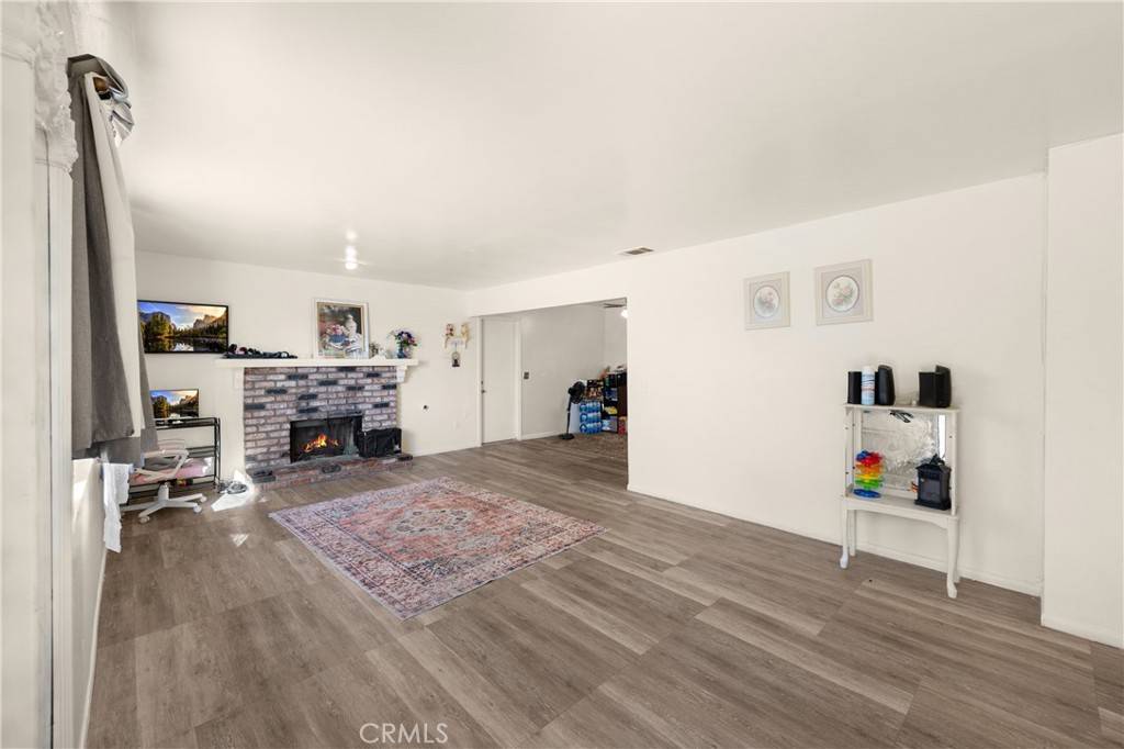 Apple Valley, CA 92308,11865 Pecos RD