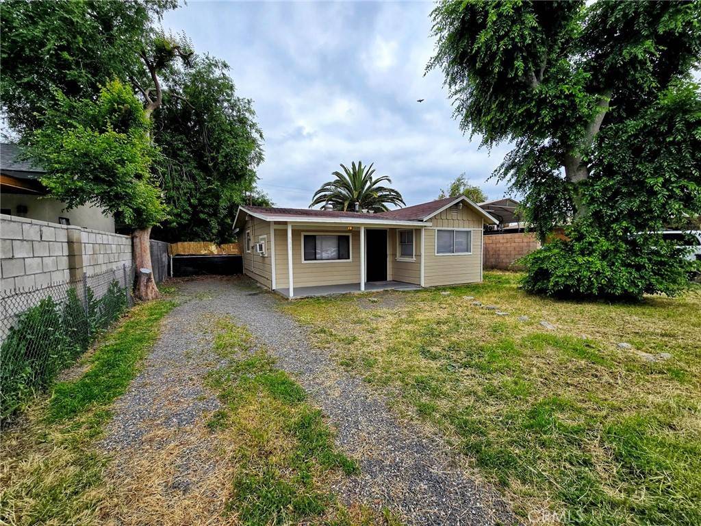 San Bernardino, CA 92410,901 Hazel AVE