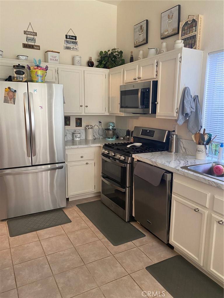 Cherry Valley, CA 92223,41104 Round Hill Court