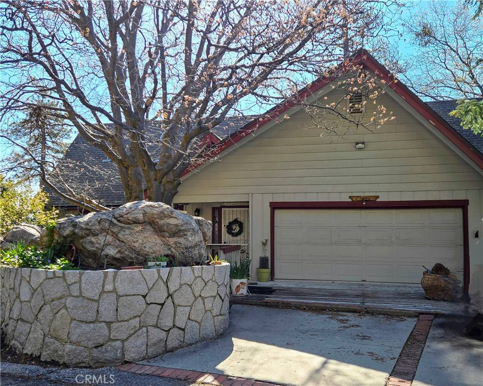 Lake Arrowhead, CA 92352,257 Old Toll RD