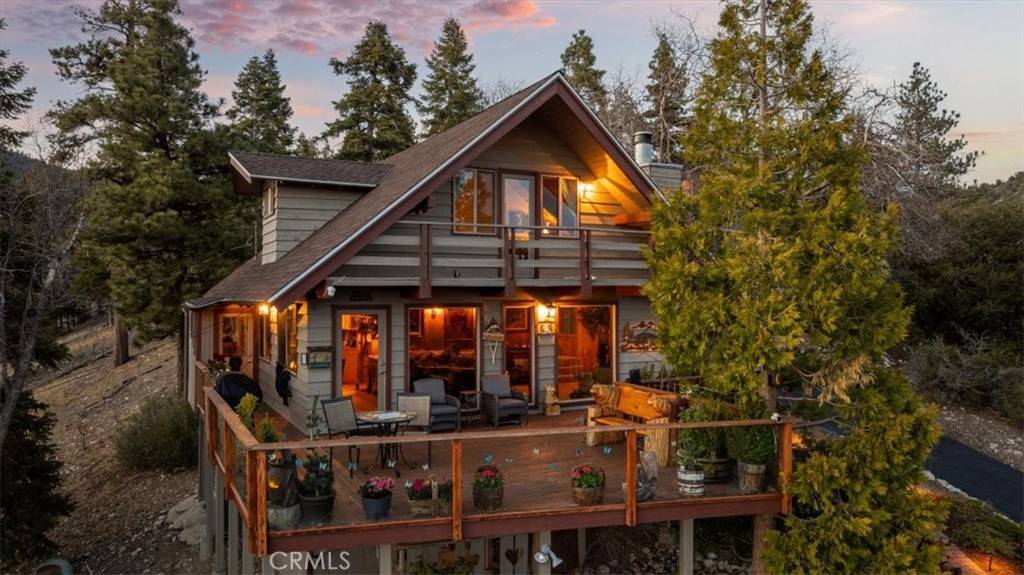 Fawnskin, CA 92333,1285 Ridge RD