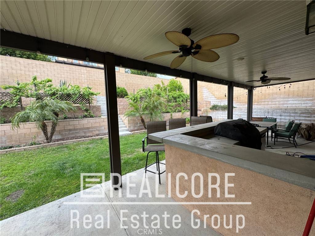 Fontana, CA 92336,15806 Rock Point LN