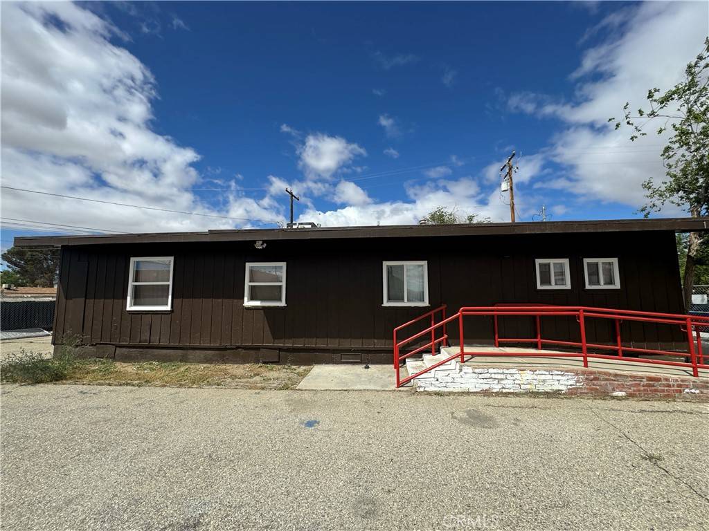 Rosamond, CA 93560,1830 Locust ST