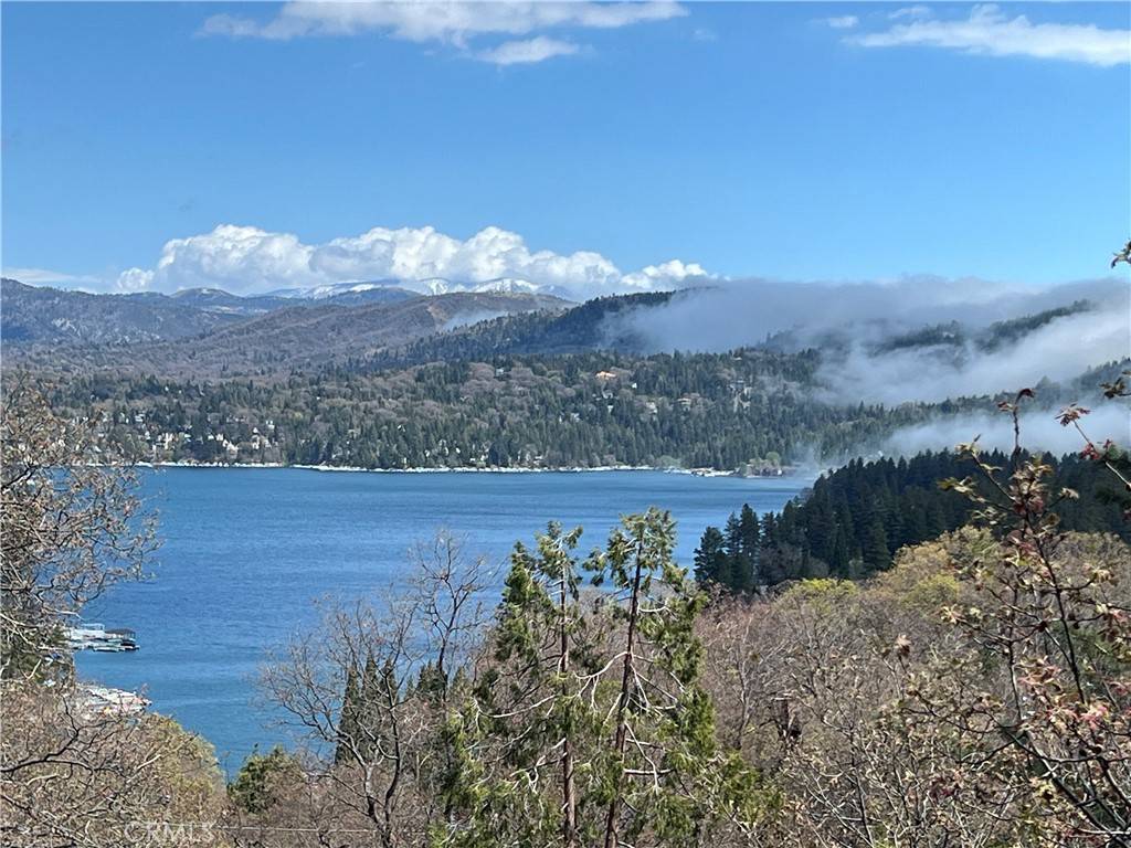 Lake Arrowhead, CA 92352,1003 Nadelhorn DR