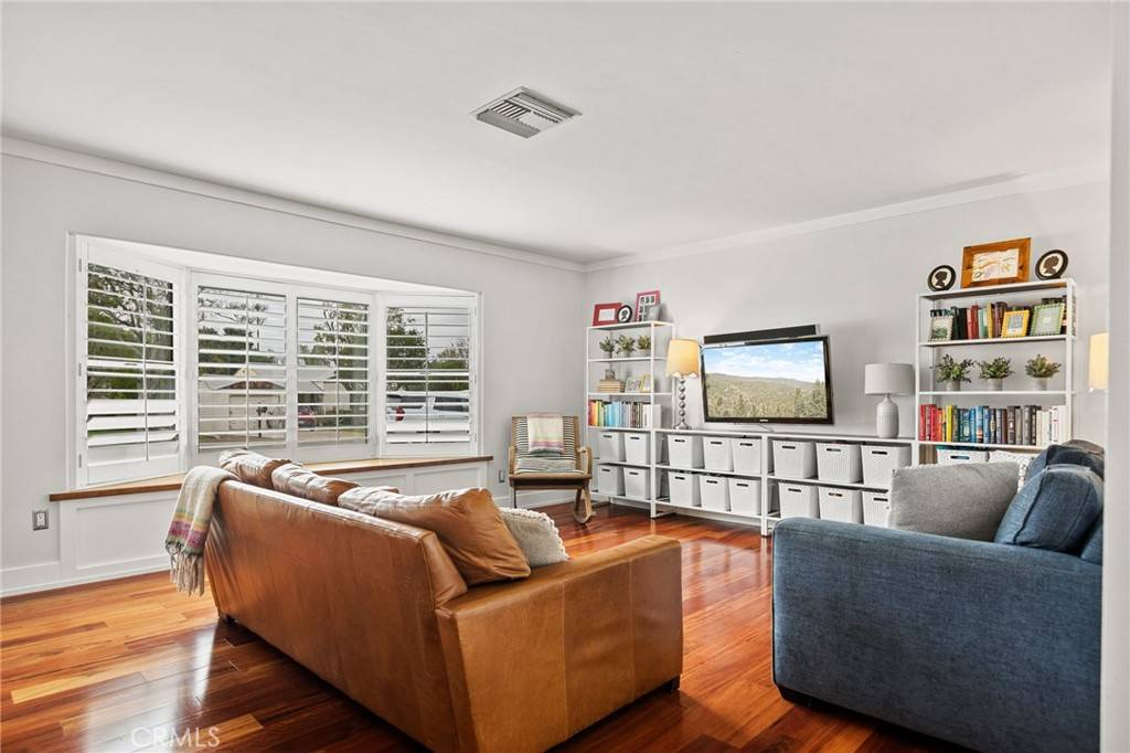 Redlands, CA 92373,1557 Bellevue RD