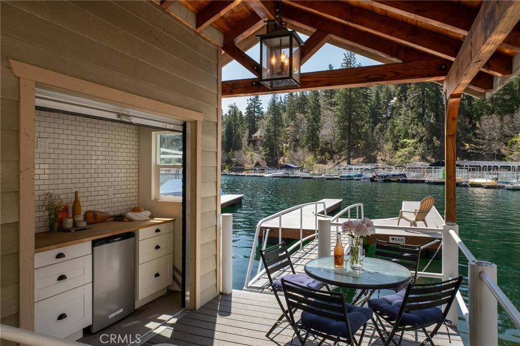 Lake Arrowhead, CA 92352,28956 Palisades DR