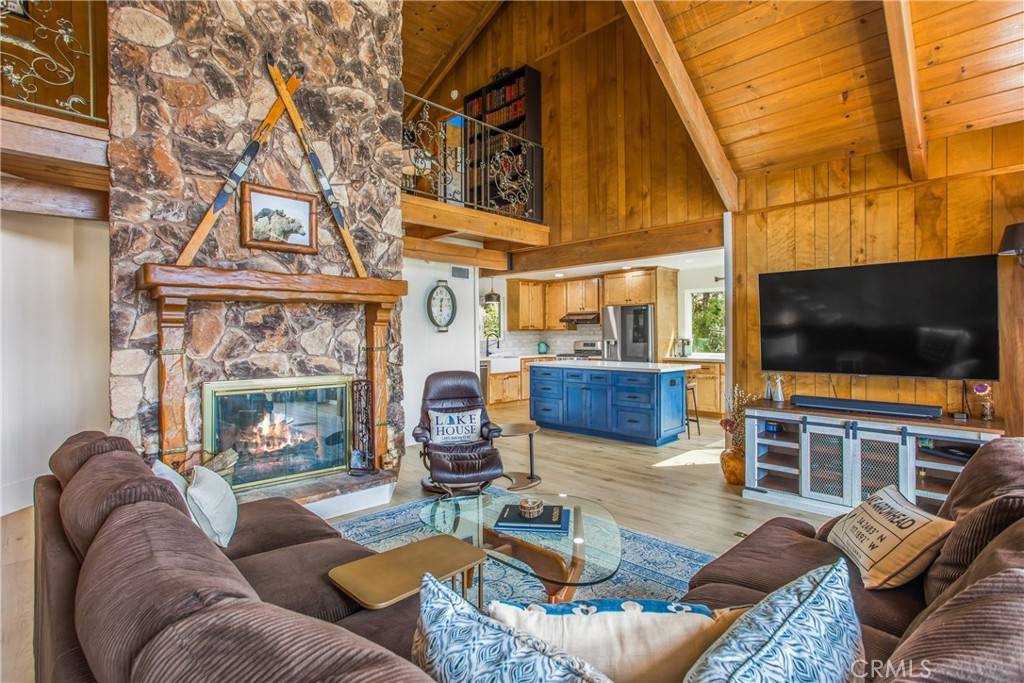 28834 Zion DR Lake Arrowhead, CA 92352