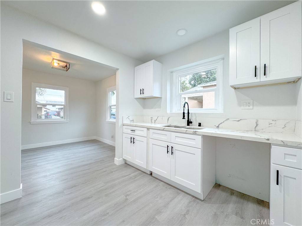 Long Beach, CA 90805,5557 Lemon AVE