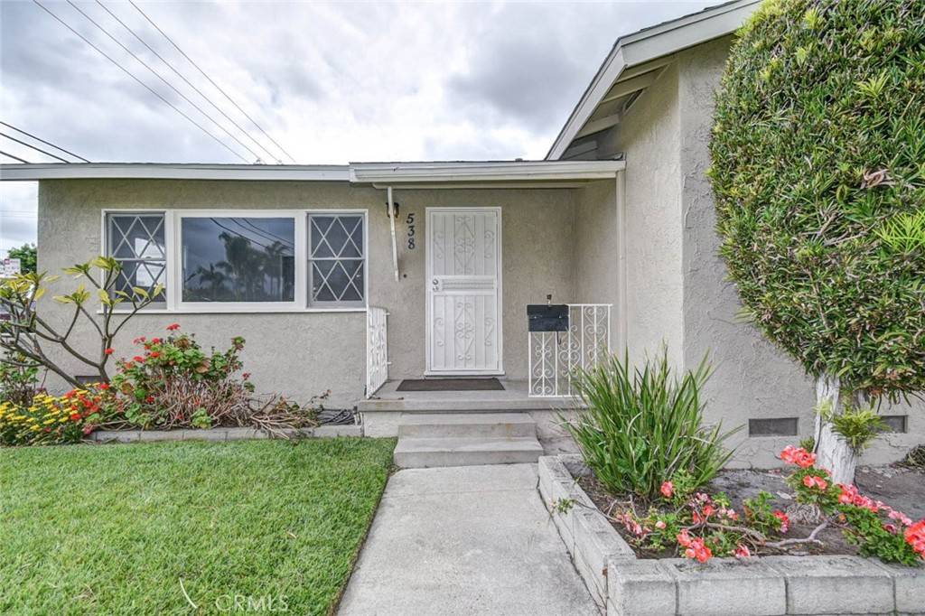 Santa Ana, CA 92703,538 S Raitt ST